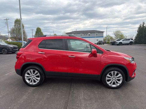 Used 2017 Chevrolet Trax Premier image 6