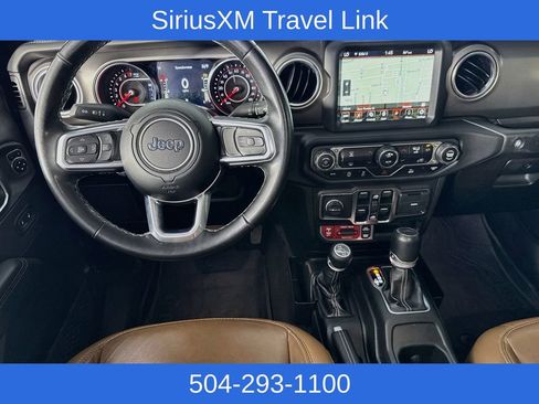Used 2021 Jeep Gladiator Rubicon AWD/4WD image 23