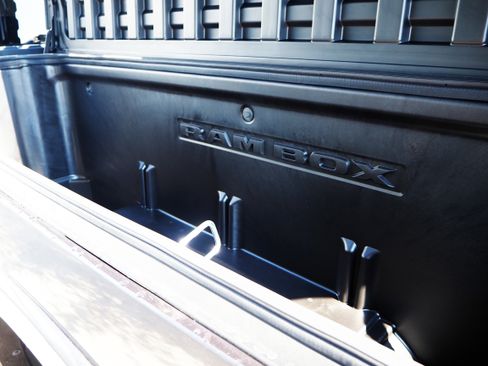 New 2026 RAM 1500 Limited image 10