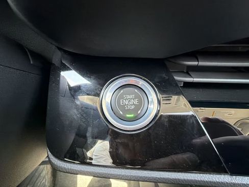 New 2026 Buick Envision Avenir image 16