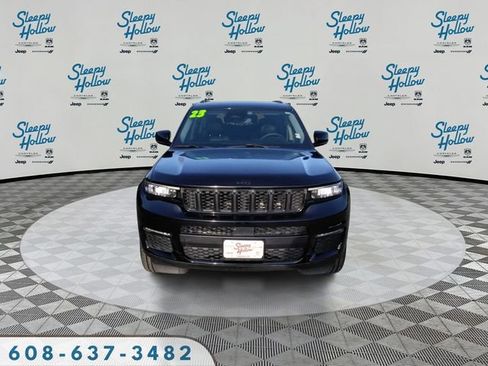 Used 2023 Jeep Grand Cherokee L Limited w/ Black Appearance Package image 2