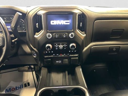 Used 2022 GMC Sierra 1500 AT4 w/ AT4 Preferred Package AWD/4WD image 12
