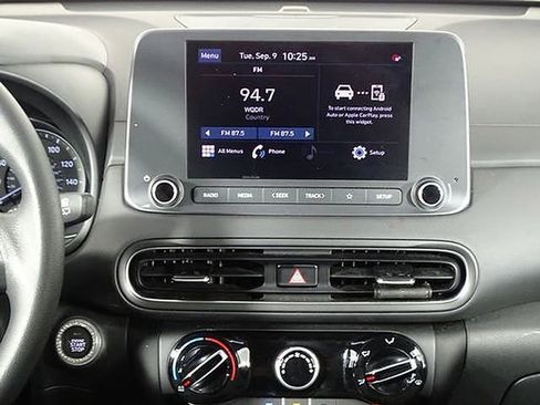 Used 2023 Hyundai Kona SEL image 29