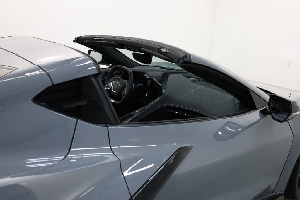 Used 2024 Chevrolet Corvette Z06 w/ Stealth Interior Trim Package RWD image 85