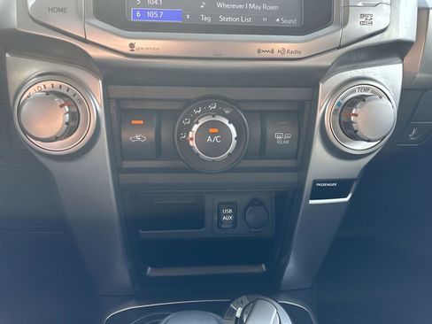 Used 2016 Toyota 4Runner SR5 image 19