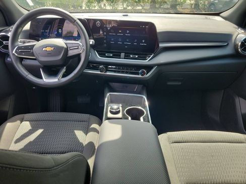 Used 2026 Chevrolet Equinox LT FWD image 11