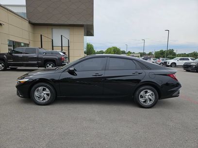 New 2026 Hyundai Elantra SE