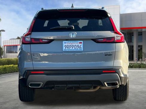 Used 2025 Honda CR-V Sport image 5