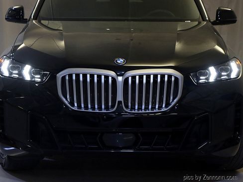 Used 2026 BMW X5 xDrive50e w/ Executive Package image 6