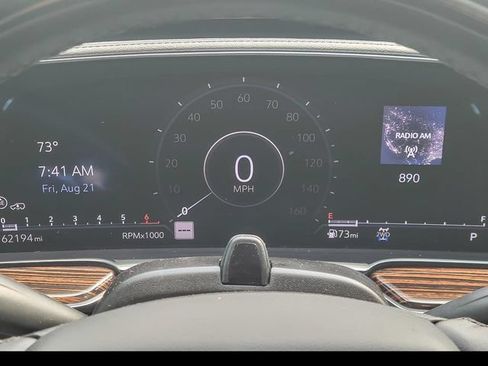 Certified 2022 Cadillac Escalade Premium Luxury w/ Performance Package AWD/4WD image 19