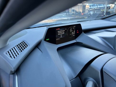 Used 2025 Toyota Prius LE image 34