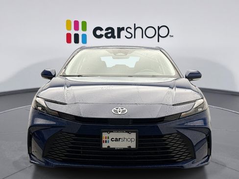 Used 2025 Toyota Camry LE image 8
