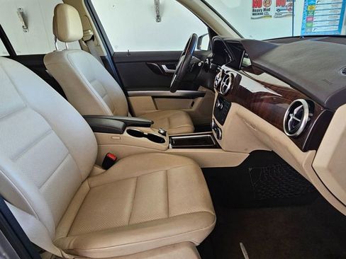 Used 2014 Mercedes-Benz GLK 350 4MATIC image 17