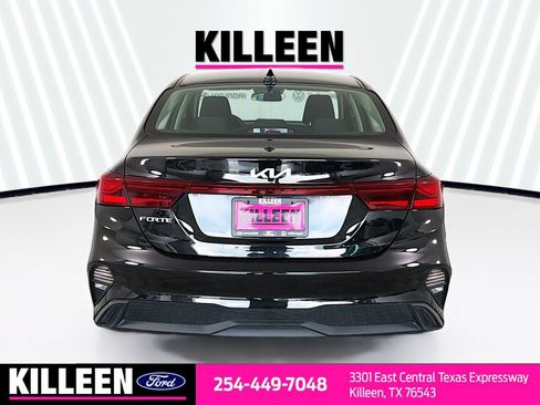 Used 2024 Kia Forte LXS FWD image 7