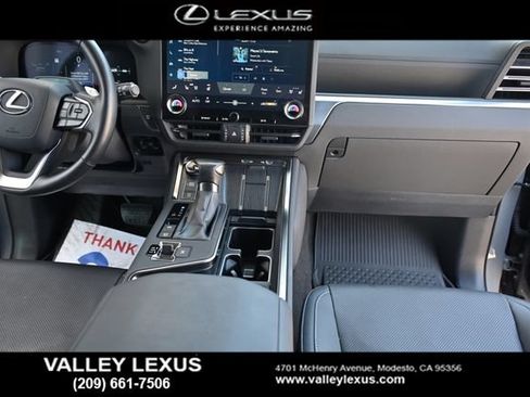 Certified 2024 Lexus GX 550 w/ Accessory Package (31) AWD/4WD image 8