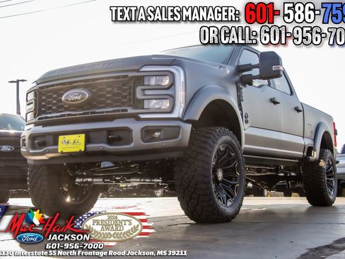 New 2026 Ford F250 Lariat w/ Black Appearance Package image 30