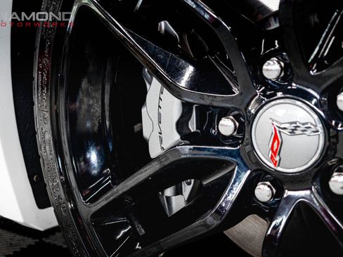 Used 2019 Chevrolet Corvette Stingray Coupe w/ 1LT RWD image 44