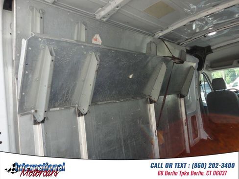 Used 2019 Ford Transit 250 148 Medium Roof RWD image 7