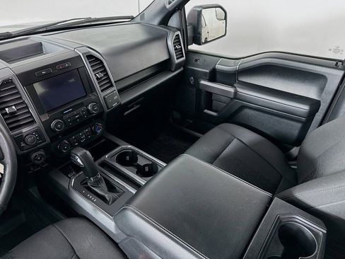 Used 2020 Ford F150 XLT w/ Equipment Group 302A Luxury AWD/4WD image 29