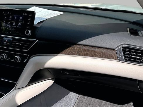 Used 2022 Honda Accord EX-L image 19