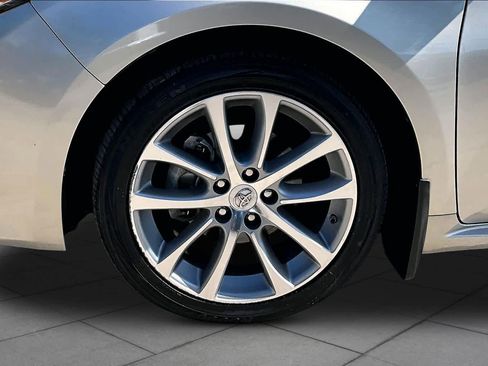 Used 2014 Toyota Avalon XLE Touring FWD image 11