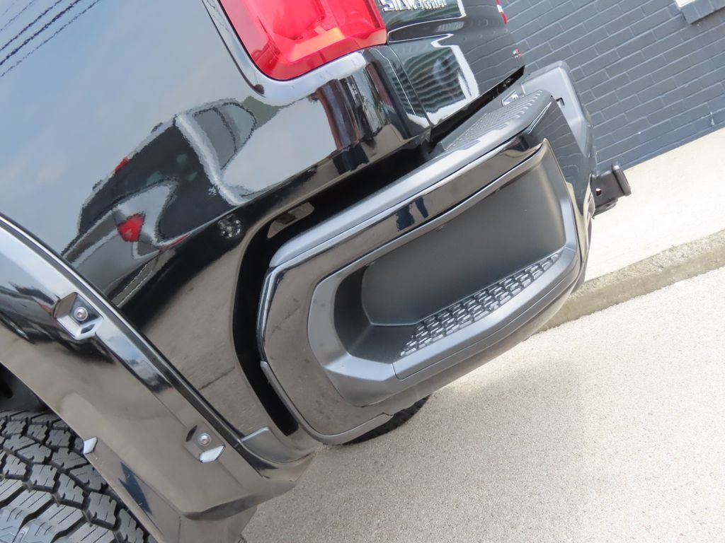 Used 2020 Chevrolet Silverado 1500 RST w/ All-Star Edition AWD/4WD image 20