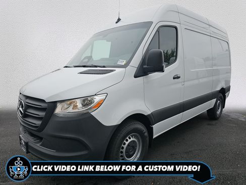New 2025 Mercedes-Benz Sprinter 2500 image 1