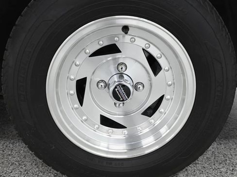 Used 1992 Ford Mustang LX image 12