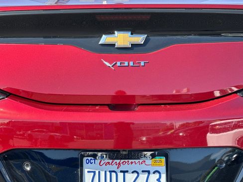 Used 2017 Chevrolet Volt Premier w/ Driver Confidence II Package image 48