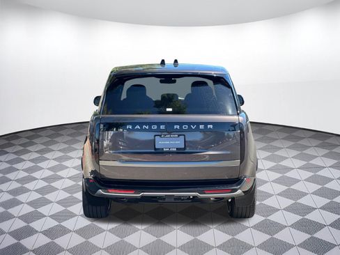 New 2026 Land Rover Range Rover SE AWD/4WD image 9