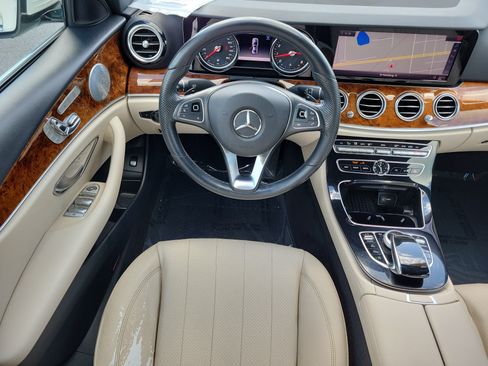 Used 2018 Mercedes-Benz E 300 image 14