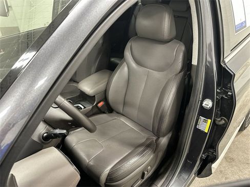 Used 2020 Hyundai Santa Fe SEL image 15