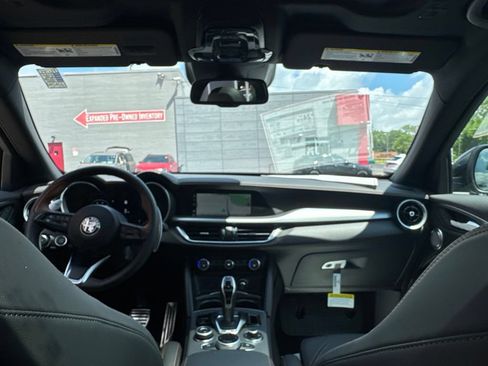 New 2025 Alfa Romeo Stelvio Sprint AWD/4WD image 34