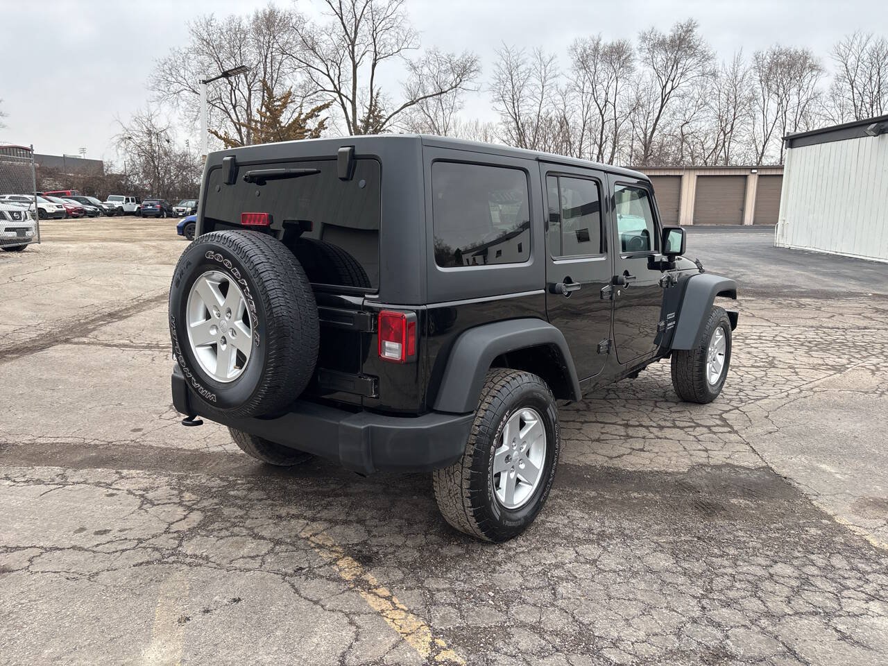 Used 2012 Jeep Wrangler Unlimited Sport AWD/4WD image 5
