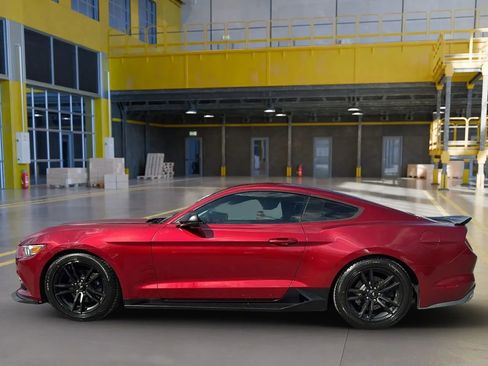Used 2017 Ford Mustang Premium image 8