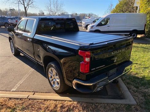 Used 2022 Chevrolet Silverado 1500 LTZ w/ LTZ Premium Package image 31