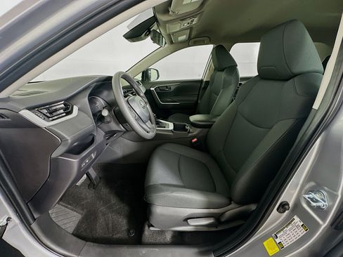 Used 2025 Toyota RAV4 LE image 13