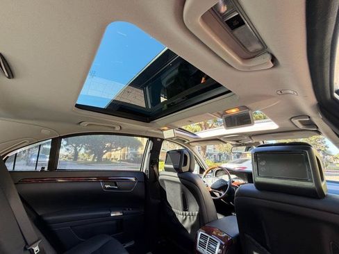 Used 2010 Mercedes-Benz S 550 image 48
