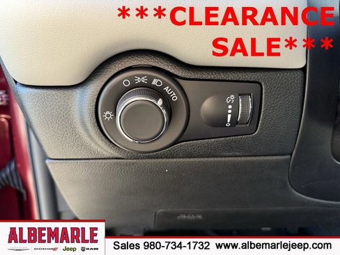 Used 2024 Dodge Durango Citadel image 19