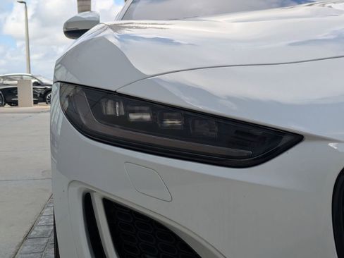 Used 2024 Jaguar F-TYPE R-Dynamic image 11