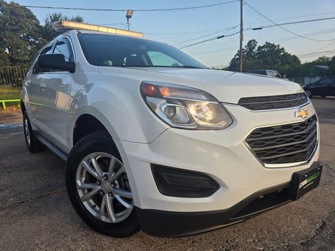 Used 2017 Chevrolet Equinox LS AWD/4WD image 69