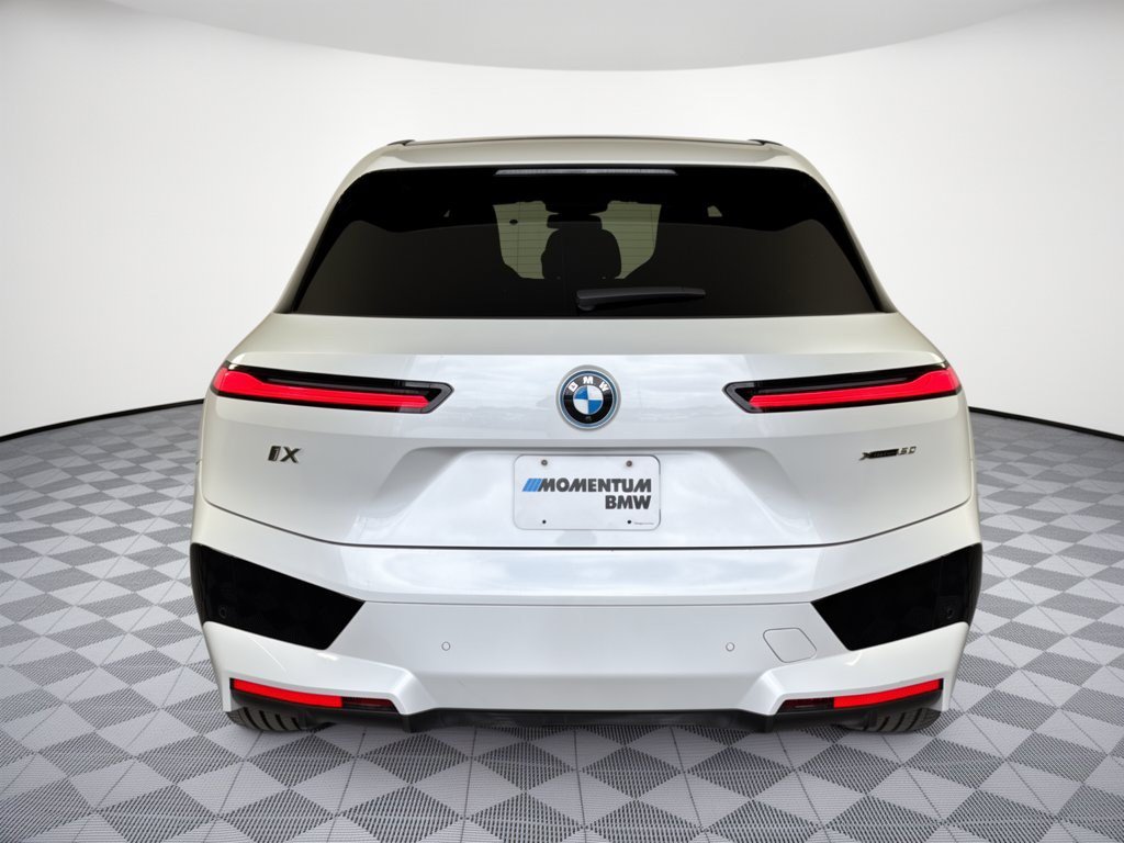 Certified 2024 BMW iX xDrive50 w/ Sport Package AWD/4WD image 11