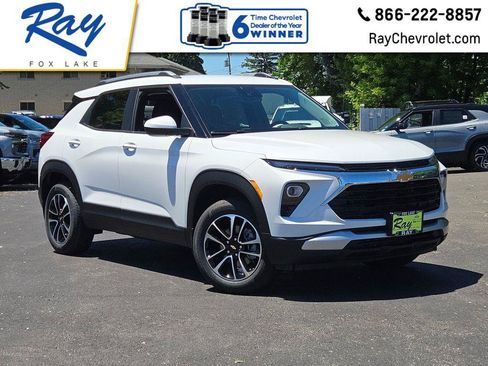 New 2026 Chevrolet TrailBlazer LT w/ Convenience Package AWD/4WD image 1