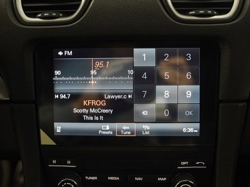 Used 2025 Porsche 718 Cayman image 22