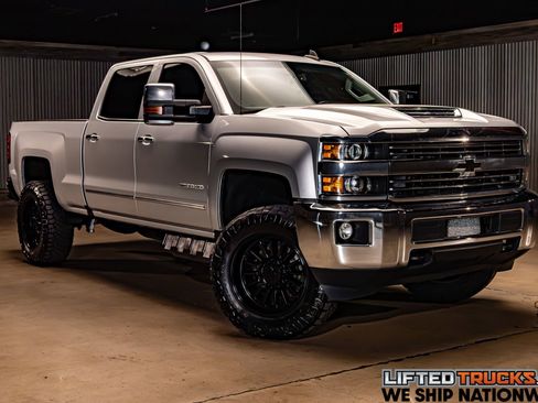 Used 2017 Chevrolet Silverado 2500 LTZ image 1