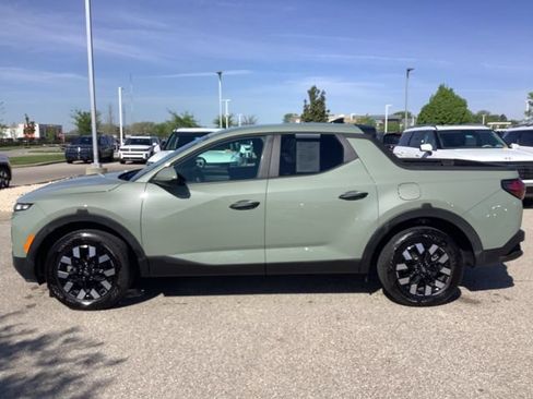 Used 2026 Hyundai Santa Cruz SE AWD/4WD image 9