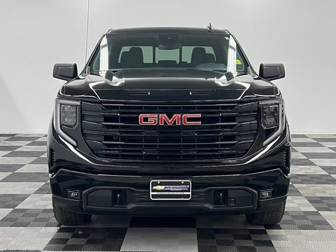 Used 2024 GMC Sierra 1500 Elevation w/ Preferred Package AWD/4WD image 5