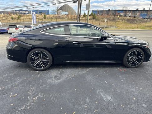 Used 2024 Mercedes-Benz CLE 300 4MATIC Coupe image 7