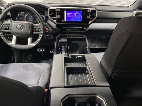 Used 2025 Toyota Tundra SR5 w/ TRD Off-Road Package AWD/4WD image 20