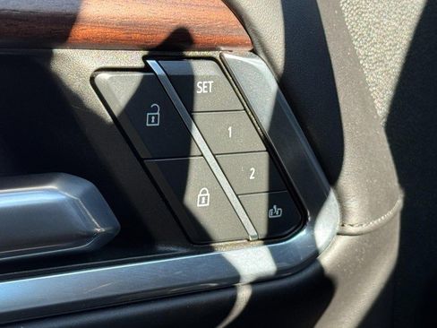 Used 2023 GMC Sierra 1500 Denali Ultimate image 12